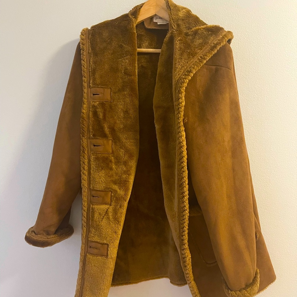 Vintage Coat furry warm vintage vibes Size Large